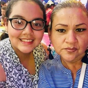 Meet your Posher, Oliviaa